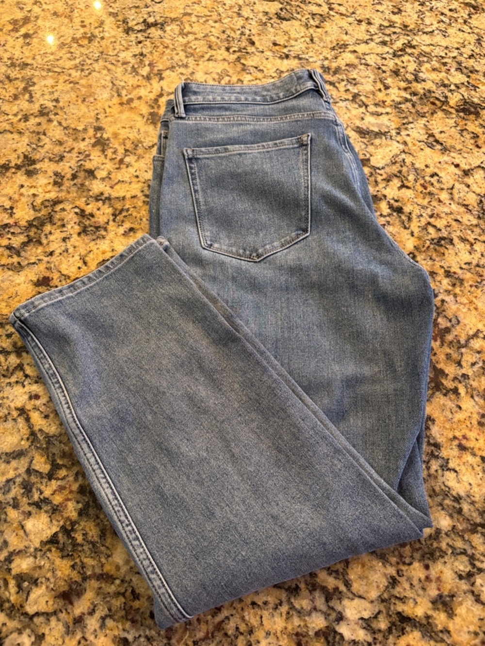 White House Black Market Women's Light Blue Straight-Leg Jeans